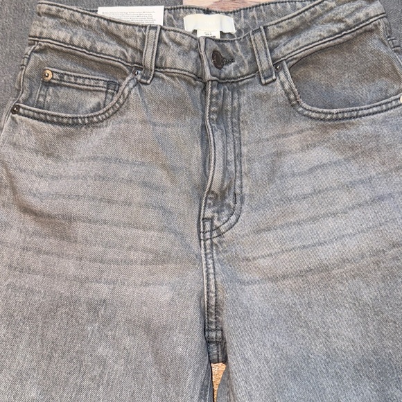 H&M WIDE LEG/HIGH WAIST LIGHT GREY JEANS Sz. 4 NWT - Picture 5 of 14